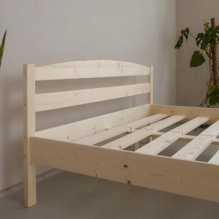 Кровать двуспальная 1600х2000 с изножьем из массива дерева в Классическом стиле, КК-10