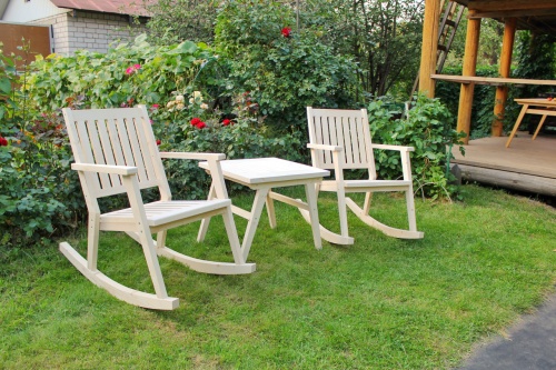 Комплект кресел - качалок садовых (2 качалки + столик) деревянный, КМР-31