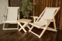 Комплект шезлонгов с светло-серой тканью и подлокотниками (2 шезлонга + столик) деревянный, КСШ-03-СС